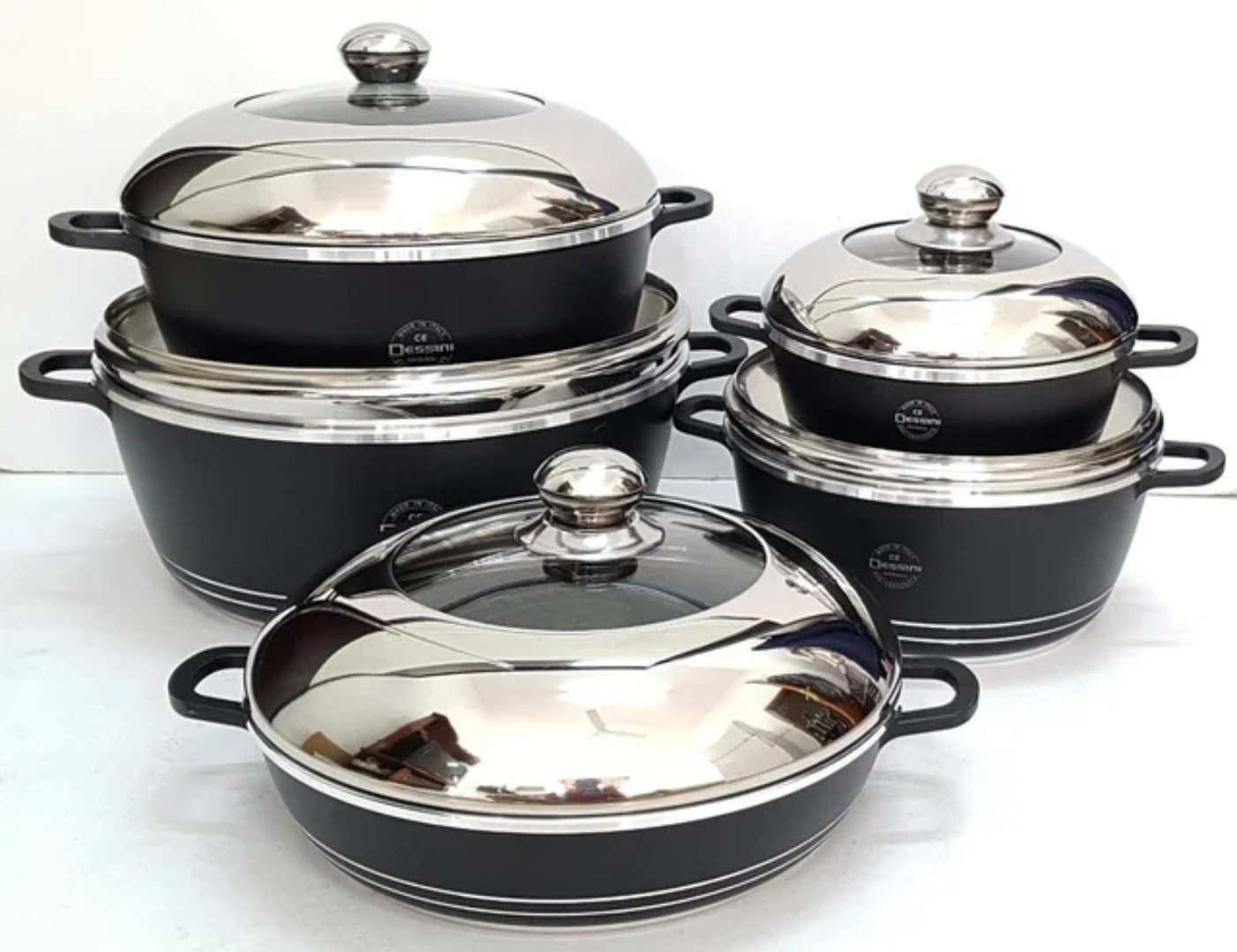 Serie casseroles aluminium anti-adhesif couvercle en verre